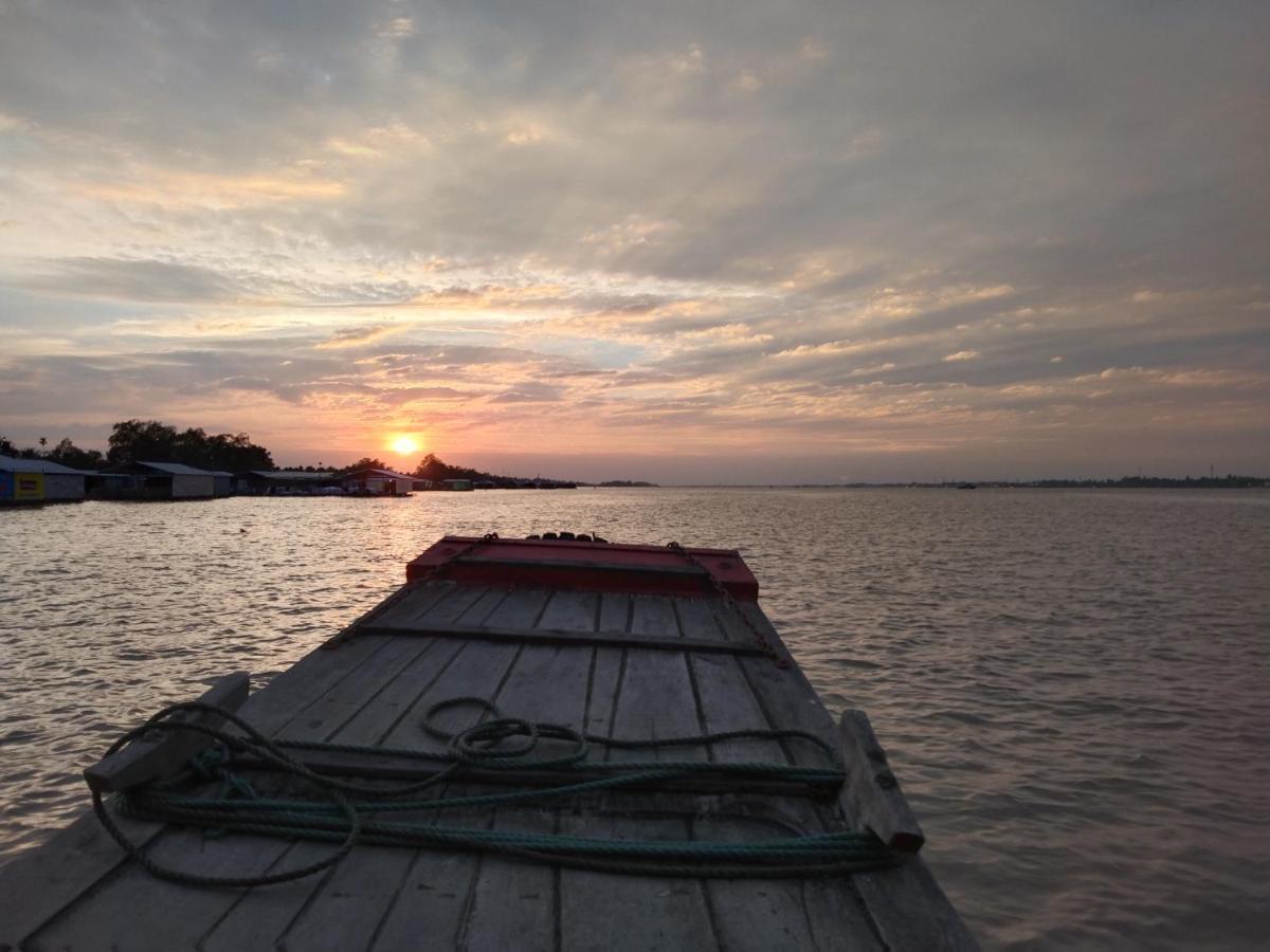 Quoc Phuong Riverside Homestay Ben Tre Kültér fotó