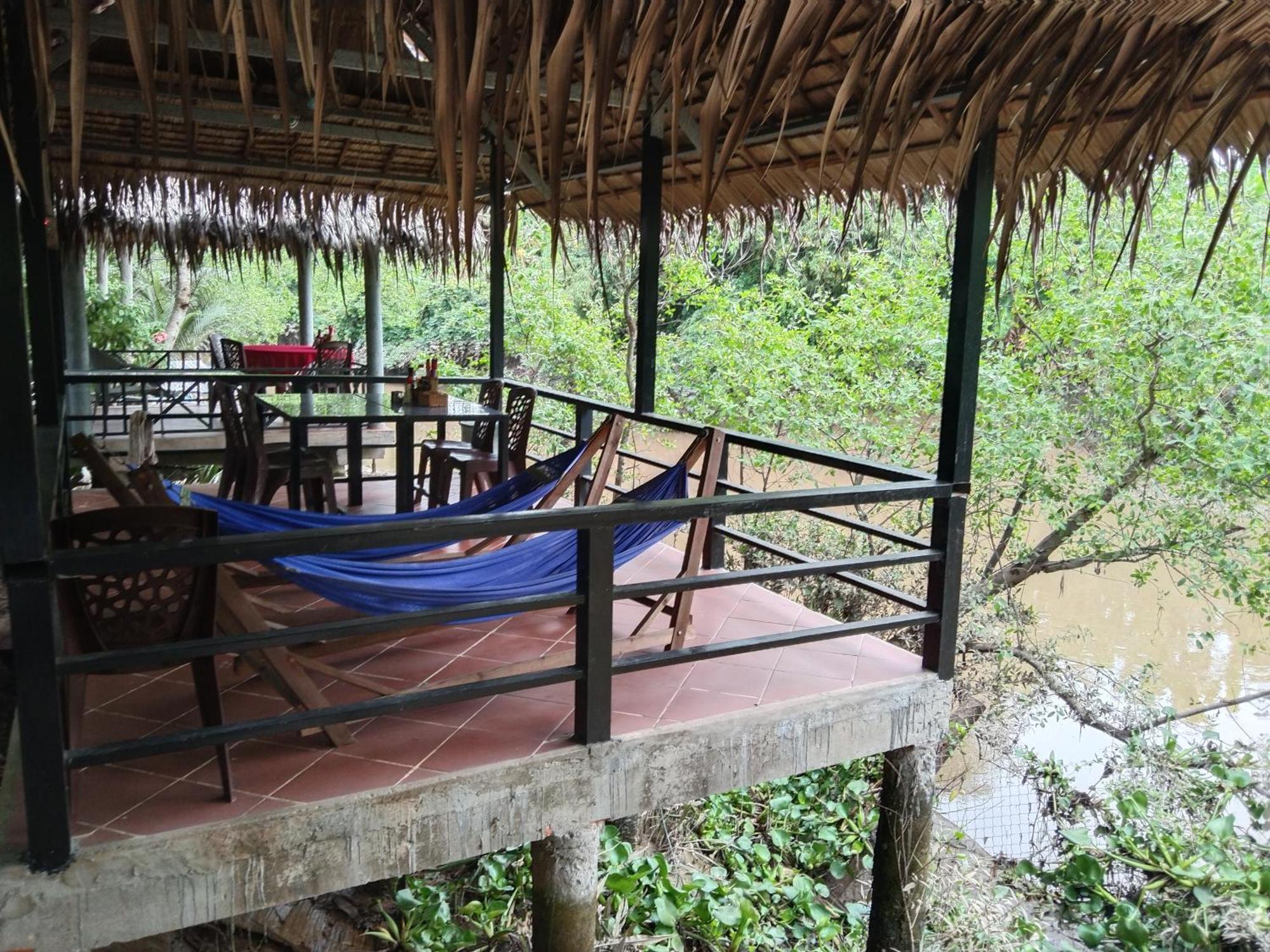 Quoc Phuong Riverside Homestay Ben Tre Kültér fotó